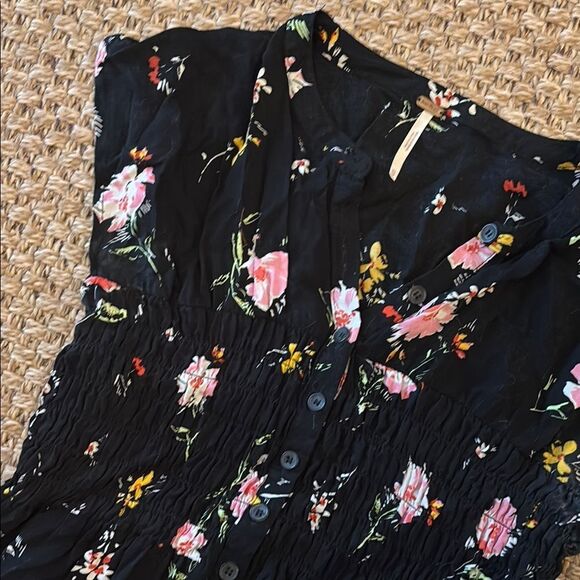 Free People Pink Smocked Flutter Sleeve Blouse - Picture 4 of 8